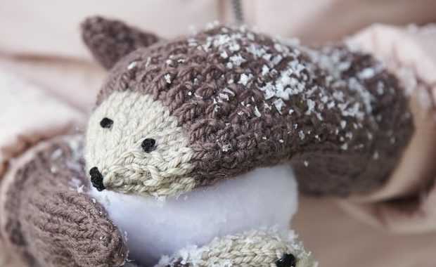 Hedgehog mittens knitting pattern