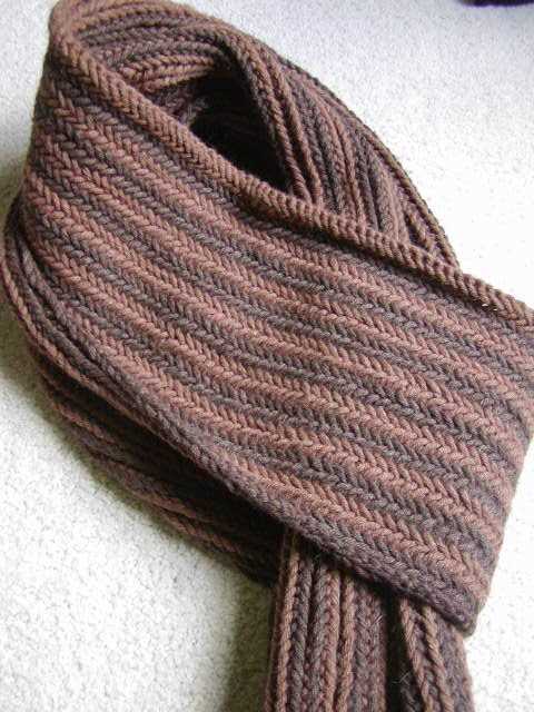 Herringbone knit scarf pattern