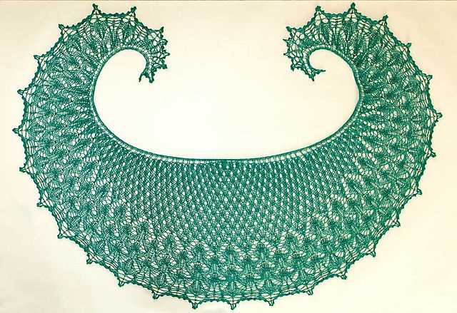 Crescent shawl knit pattern free