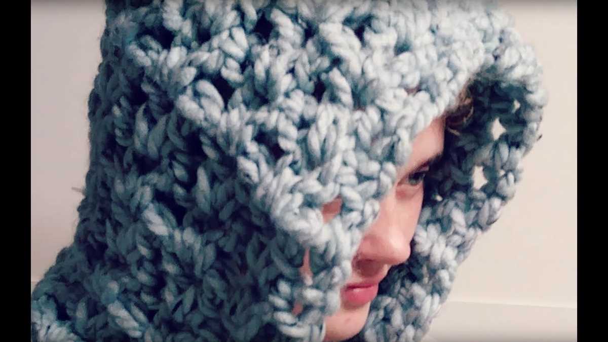Hooded infinity scarf knit pattern