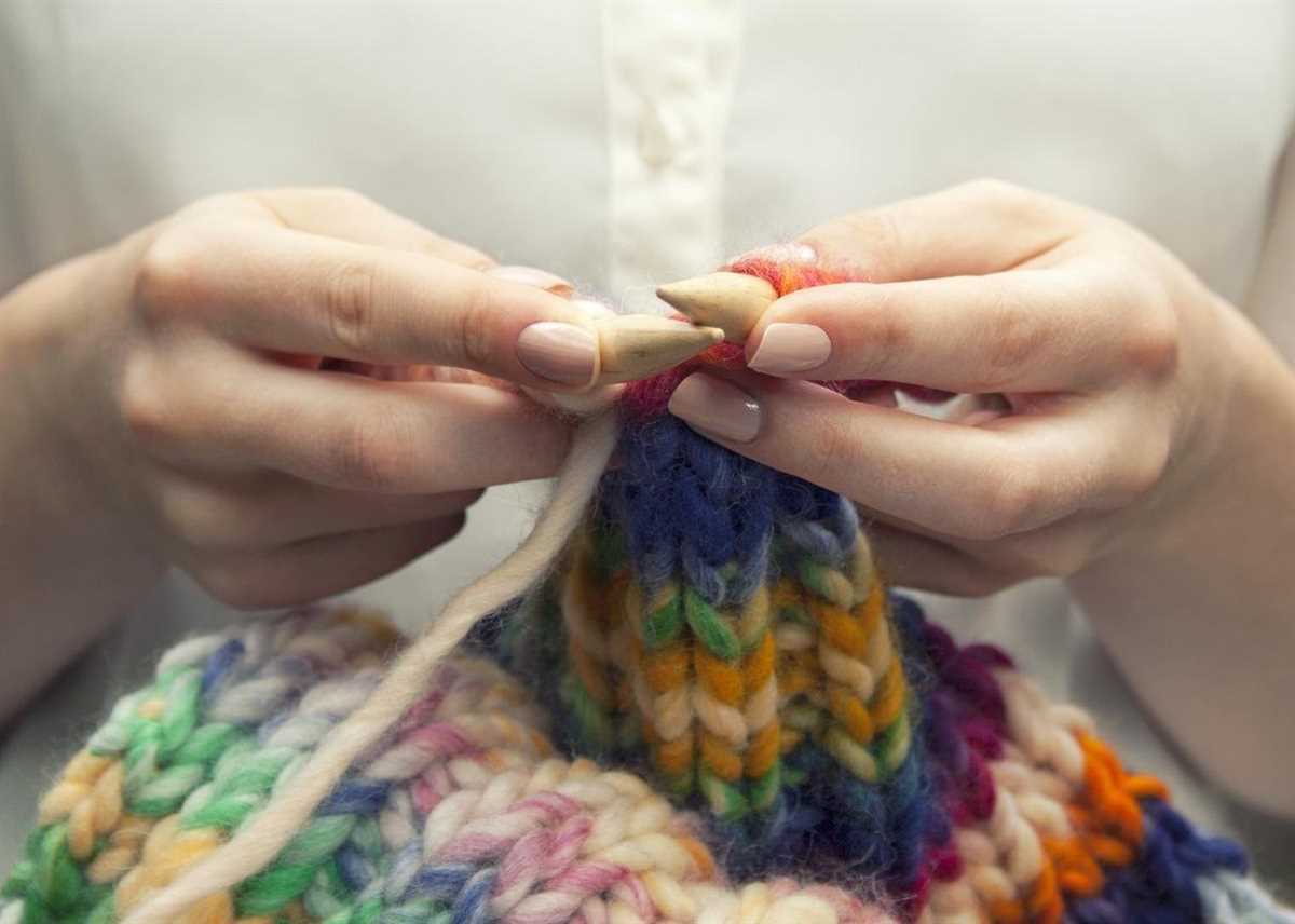 How to knit patterns in a scarf