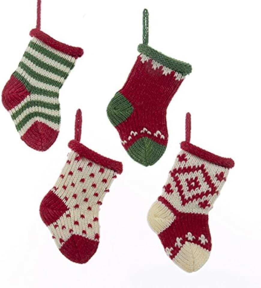 Get your hands on these adorable mini Christmas stocking patterns for free! Free knitted mini christmas stocking patterns to download