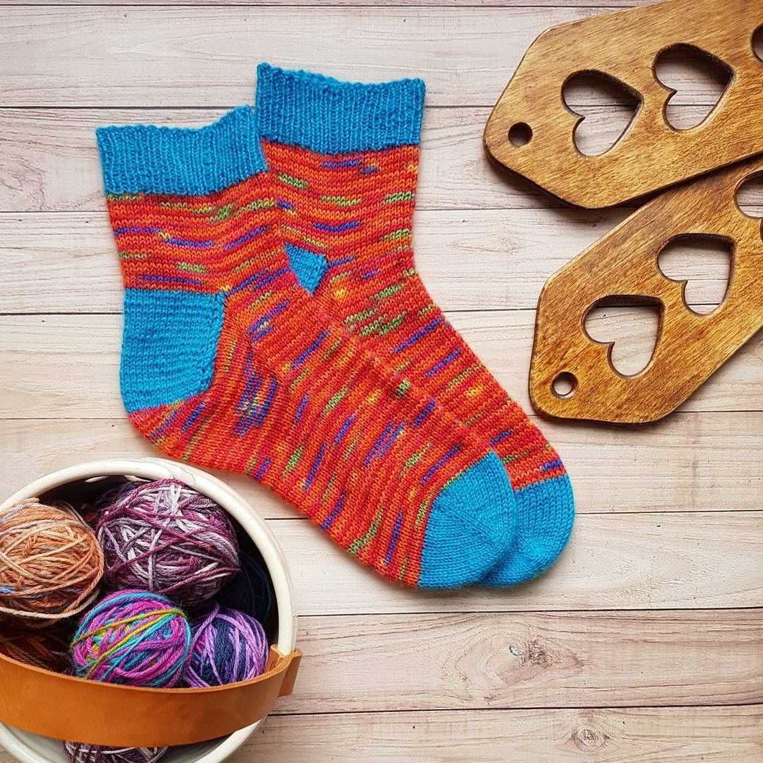 Jelly roll knit sock pattern