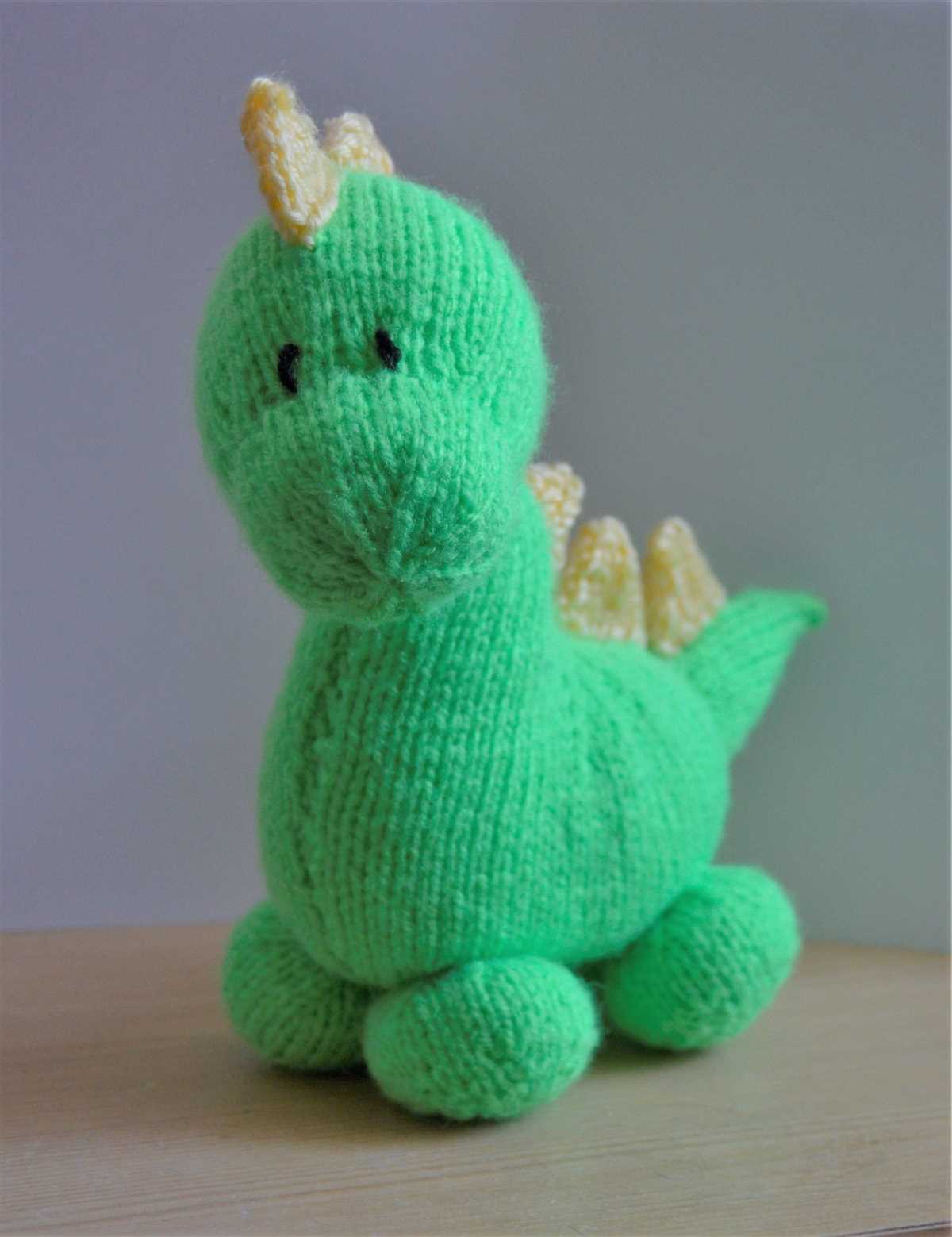 Free knitting pattern for dinosaur toy