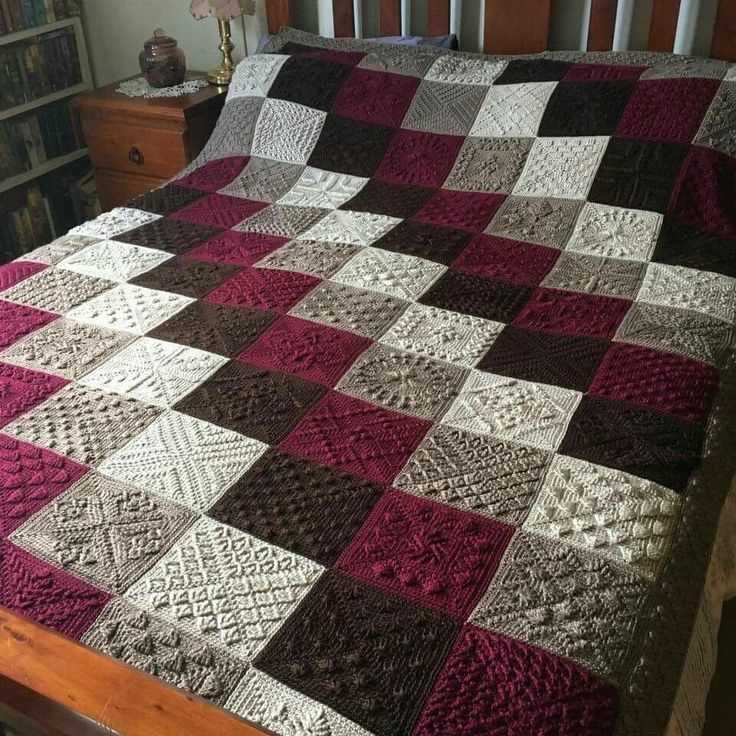 Knitted bedspread pattern