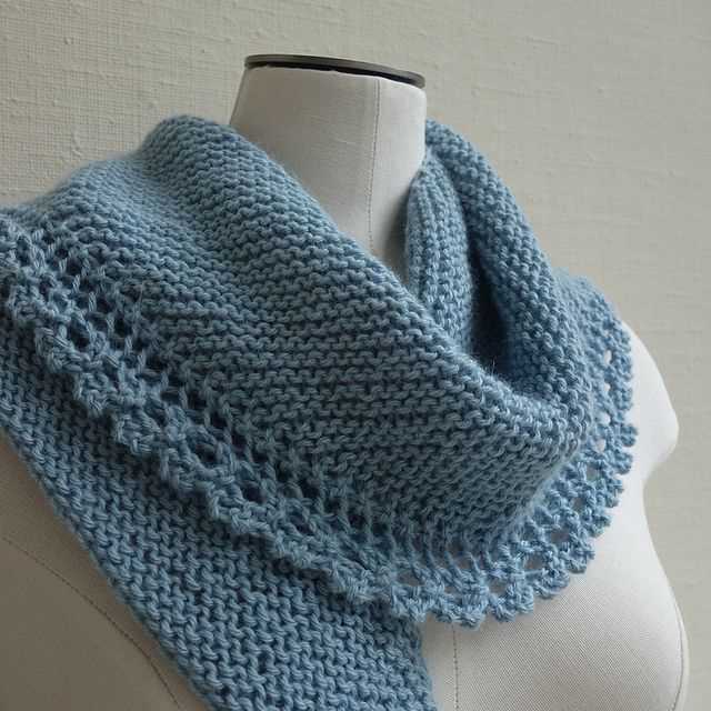 Boomerang shawl knitting pattern
