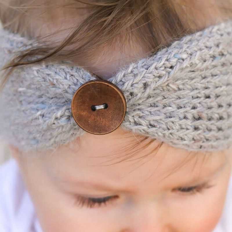 Knitting pattern for headband with bow