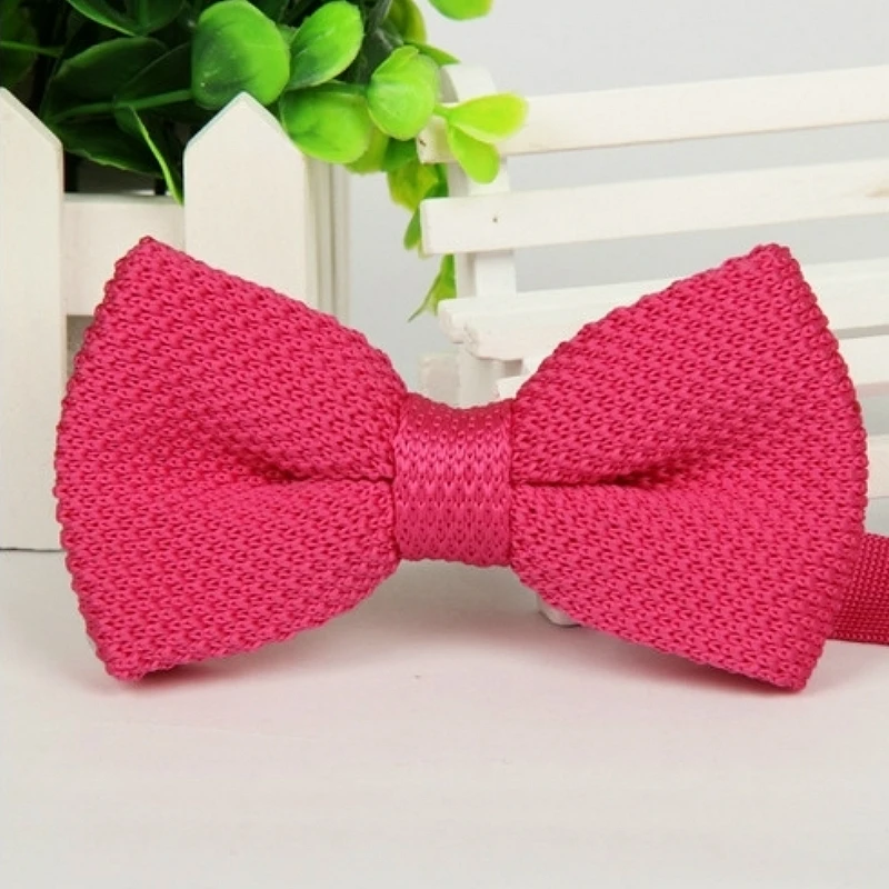 Knitted bow tie pattern