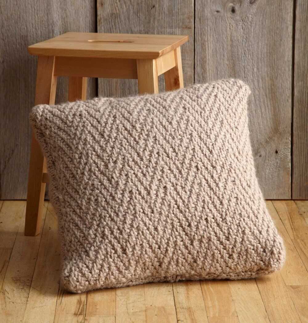 Lionbrand free knitting patterns