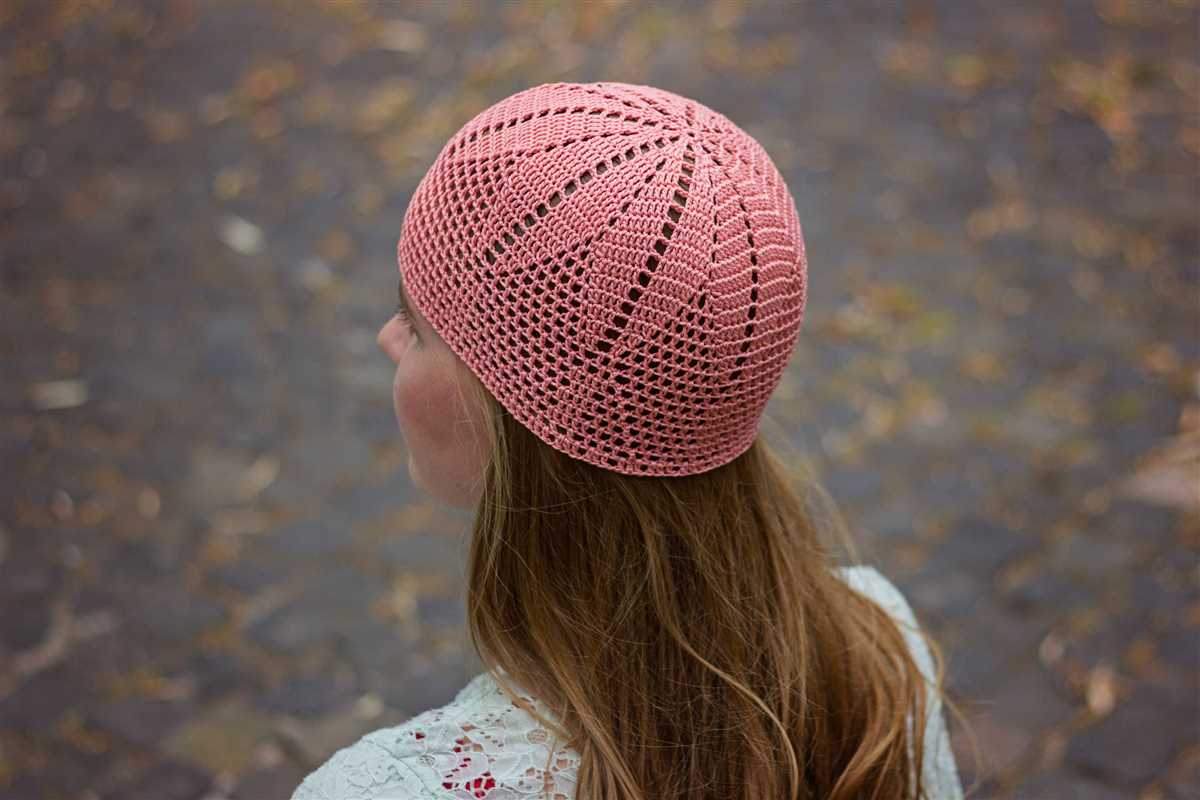 Lace beanie knitting pattern