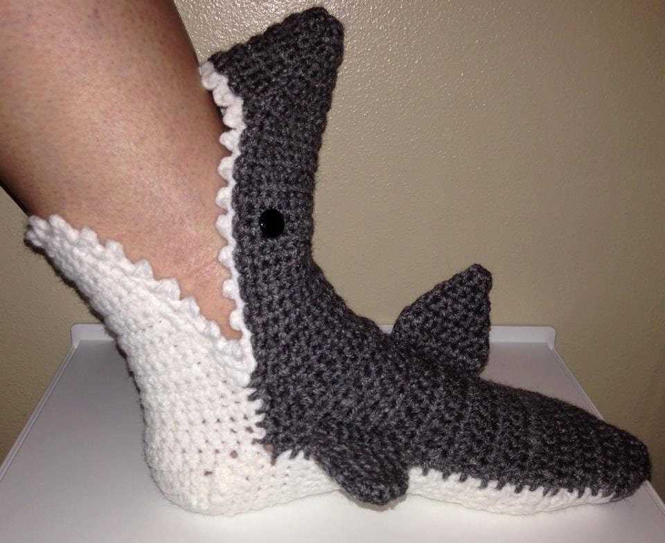 Knitted shark socks pattern free