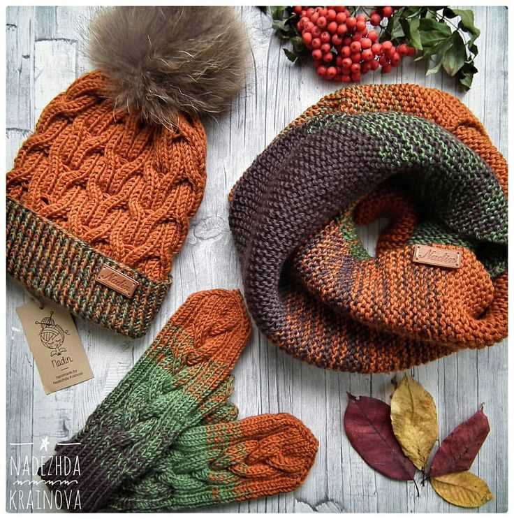 Knitted scarf and hat patterns