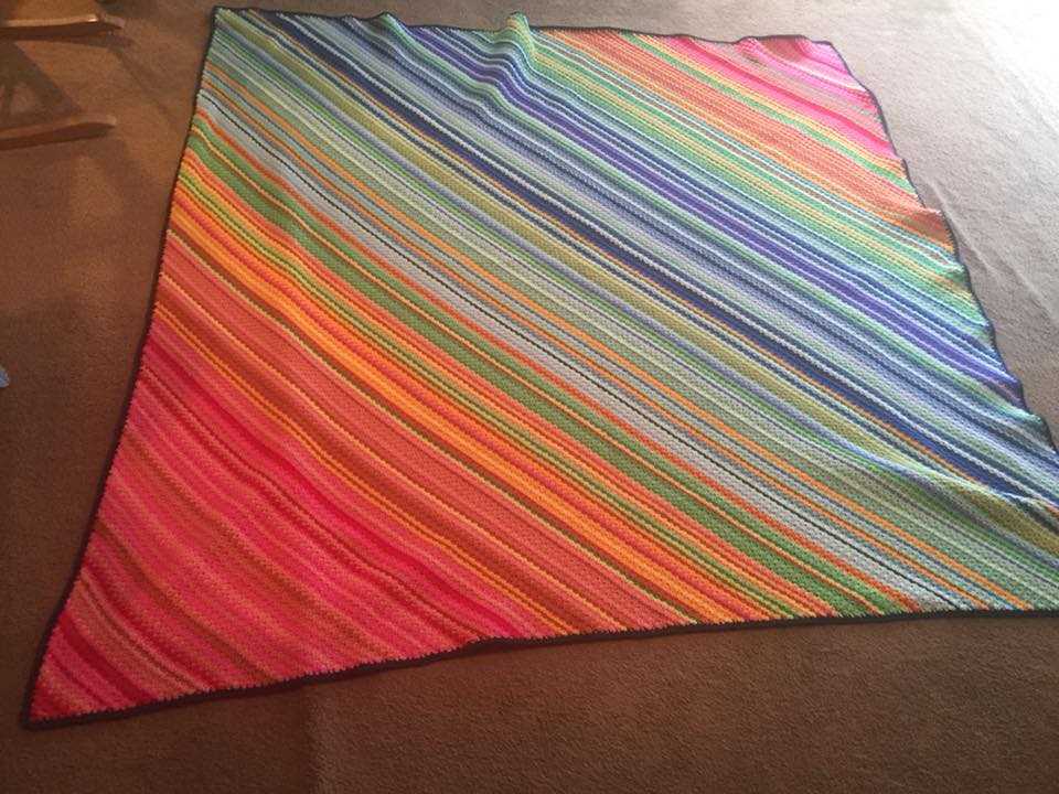 Free diagonal baby blanket knitting pattern
