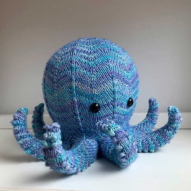 Robyn octopus knitting pattern