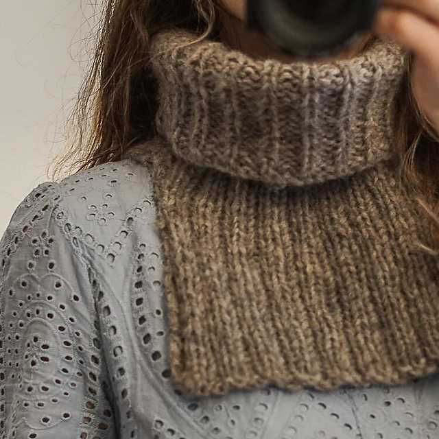 Free knit neck warmer pattern