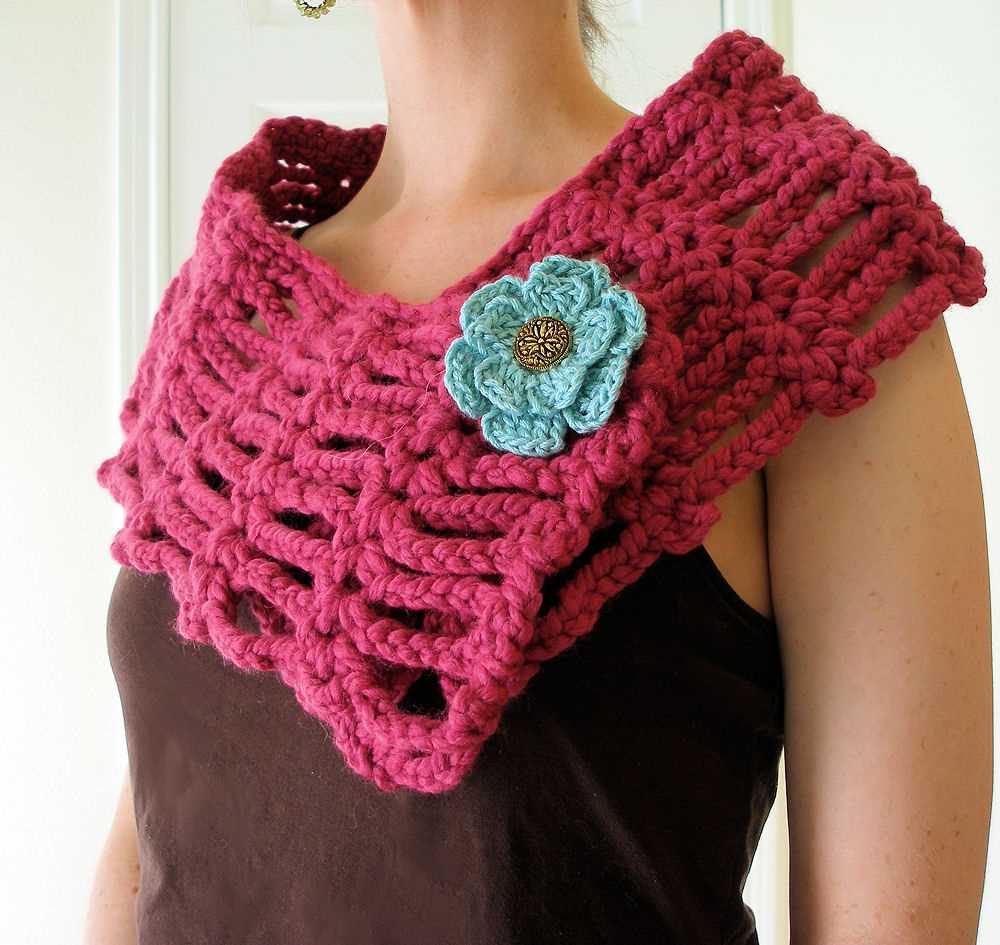 Easy knit capelet pattern