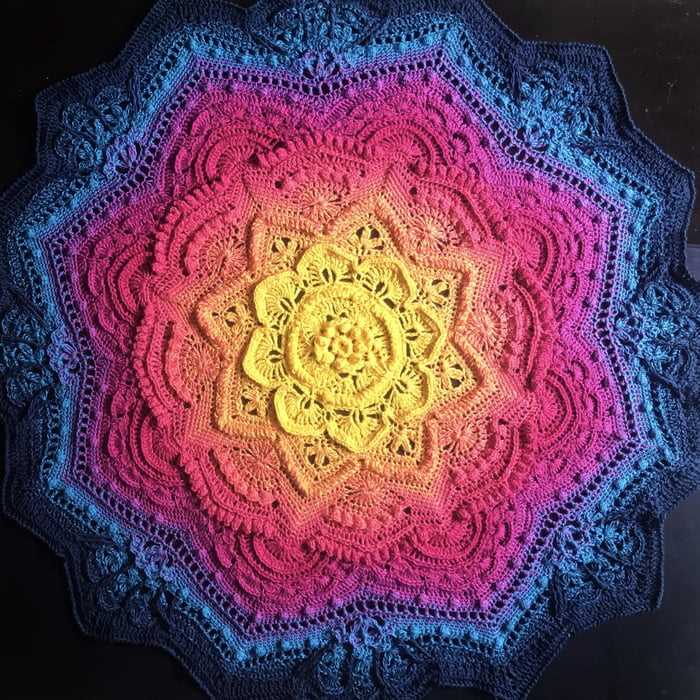 Mandala thick and quick knitting patterns