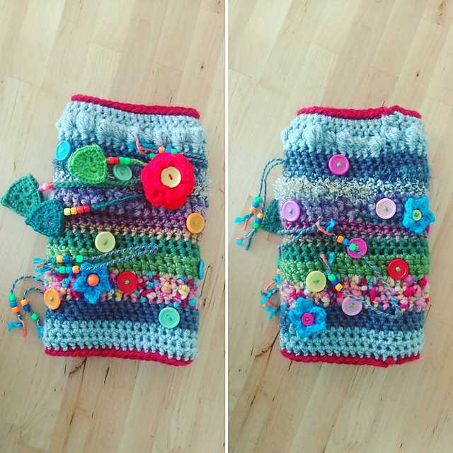 Knitted twiddle muffs pattern