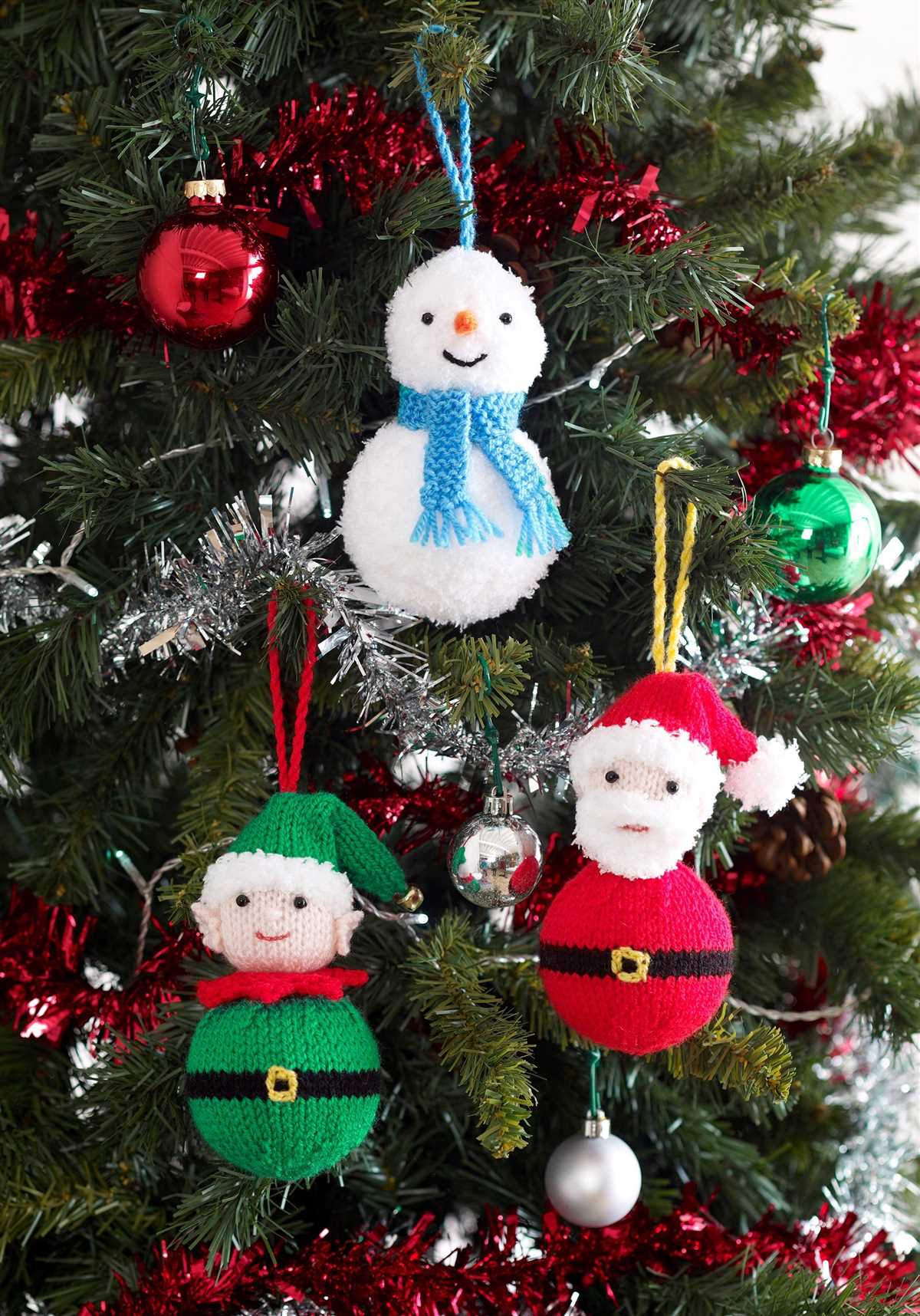King cole christmas knitting patterns