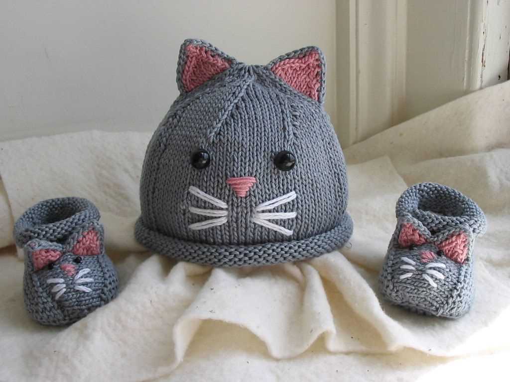 Kitty cat knit hat pattern