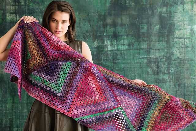 Knitting patterns for shawls and wraps