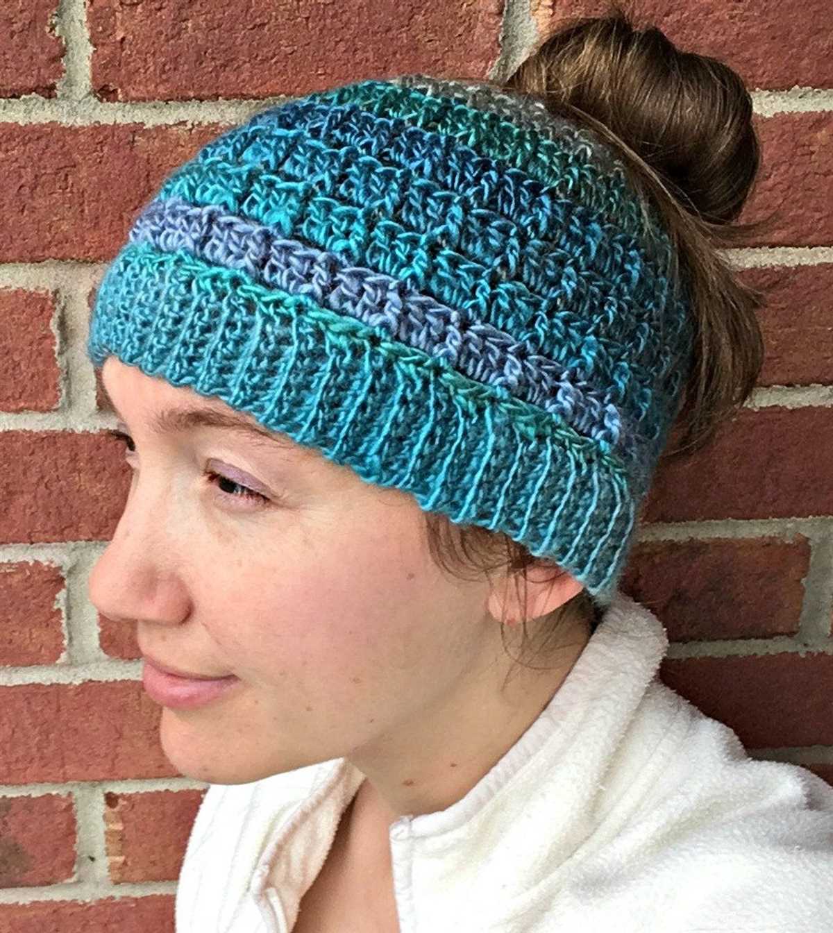 Knit pattern for ponytail hat free