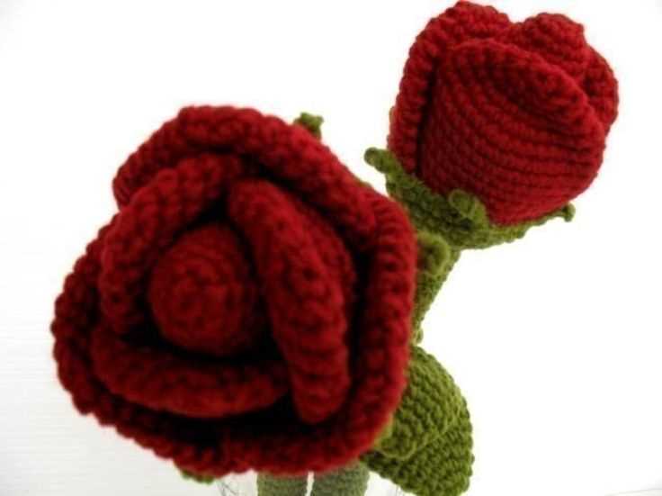 Knit rose flower pattern