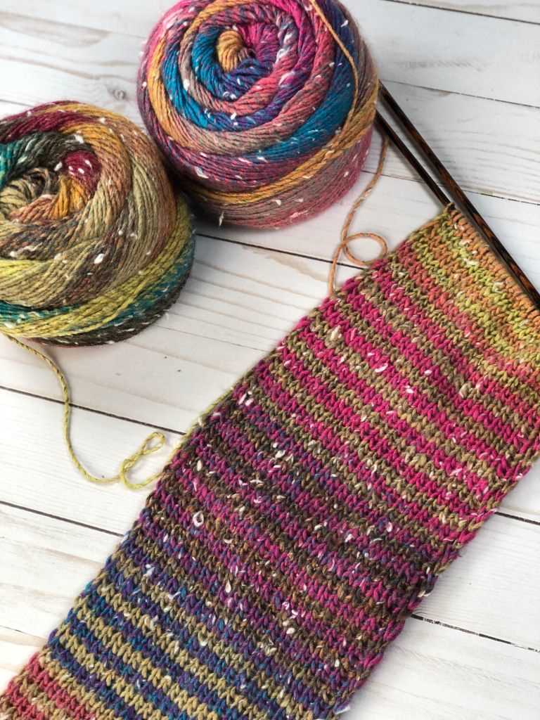 Knit scarf pattern variegated yarn