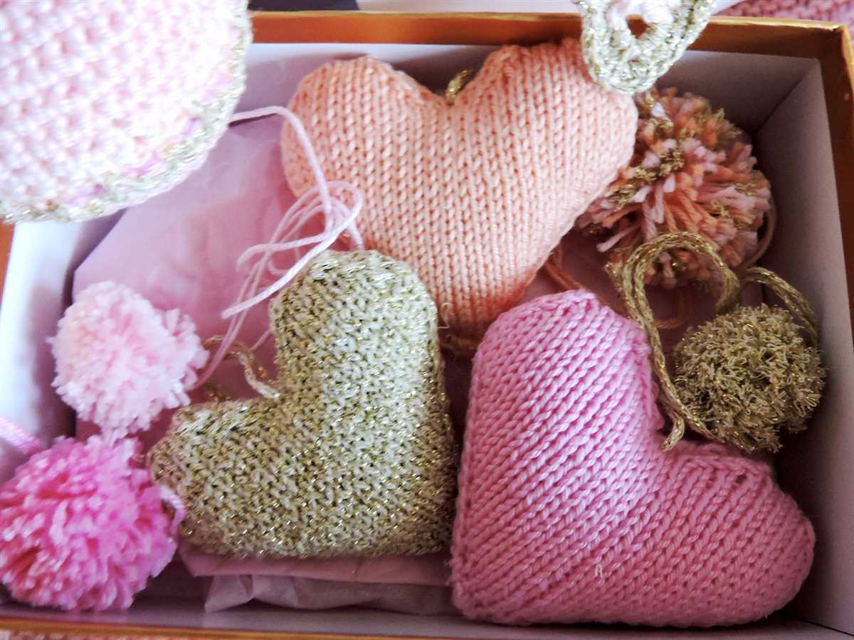 Create a Delicate Heart Motif with a Knitting Pattern Knit small heart pattern