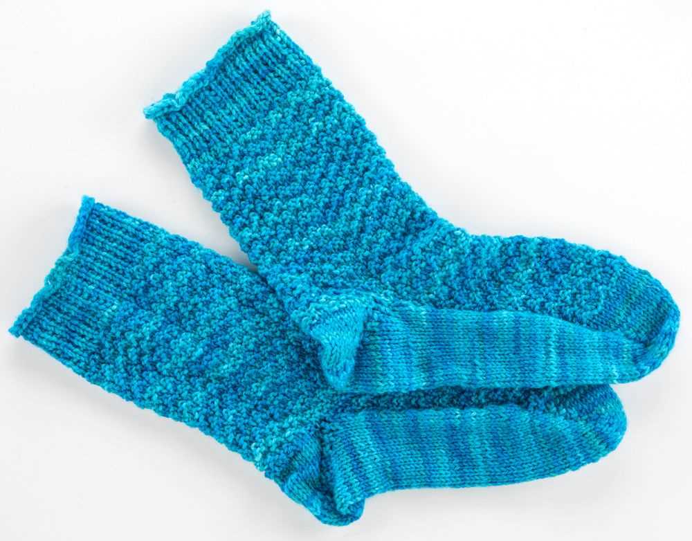 Knit socks in the round pattern