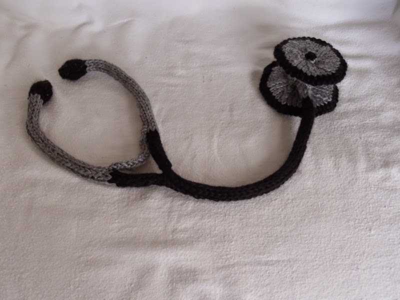 Knit stethoscope cover pattern