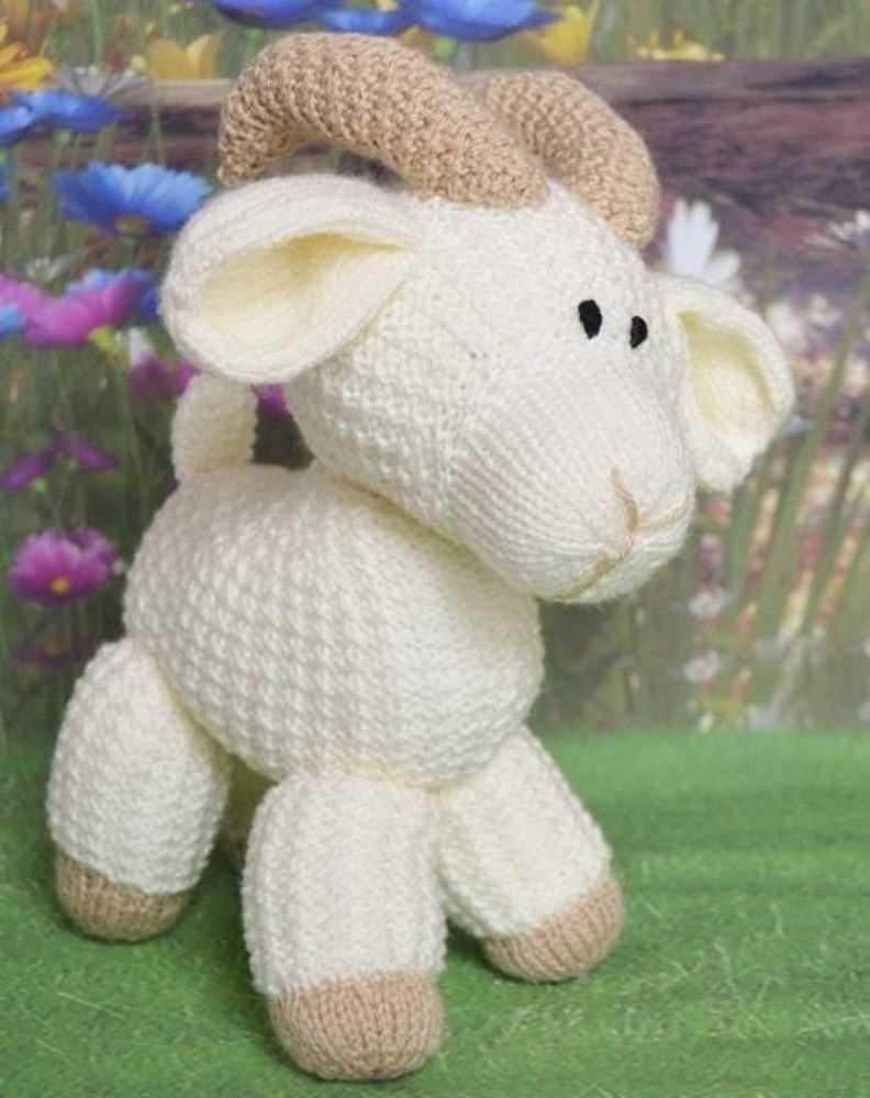 Knit stuffed animal pattern