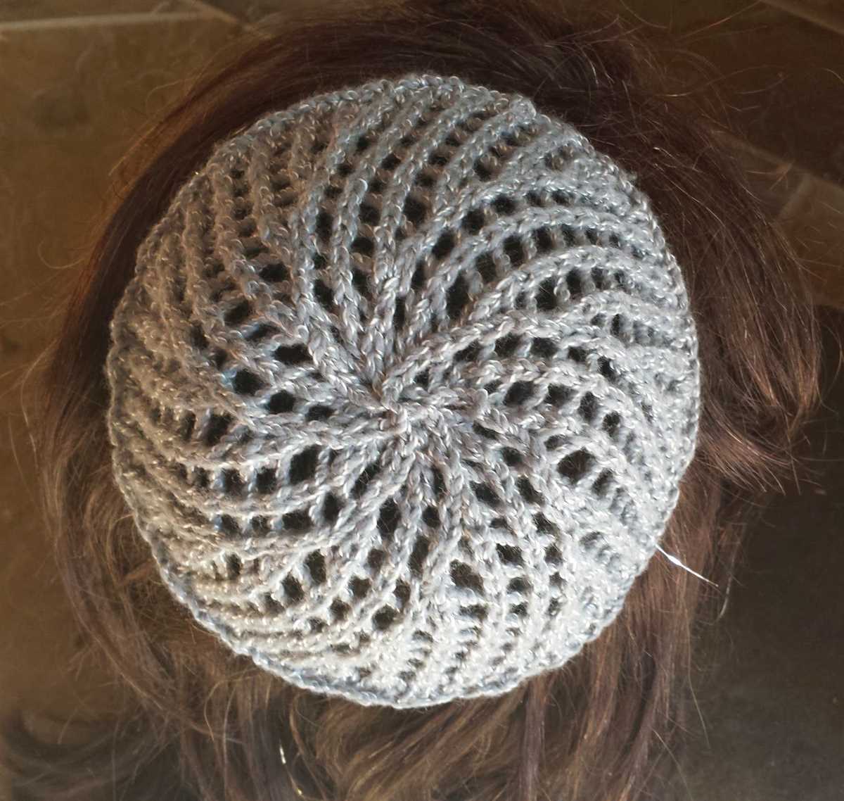 Knit yarmulke pattern