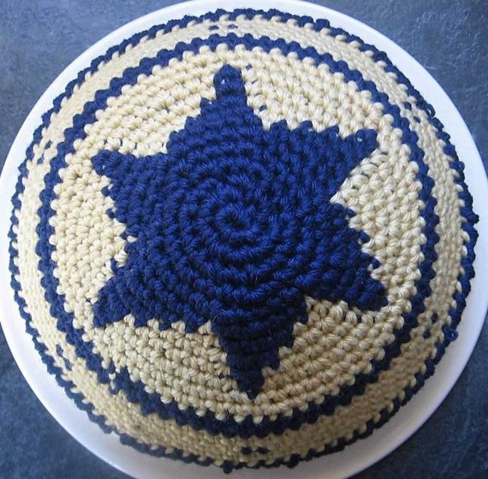 Knit yarmulke pattern