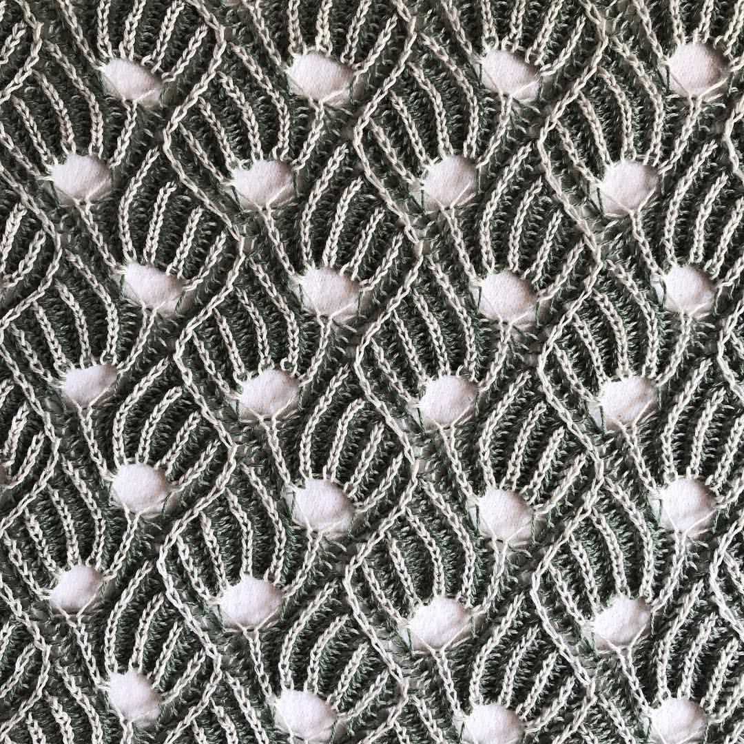Knit lace pattern