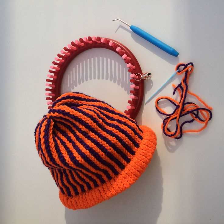Knit purl hat pattern
