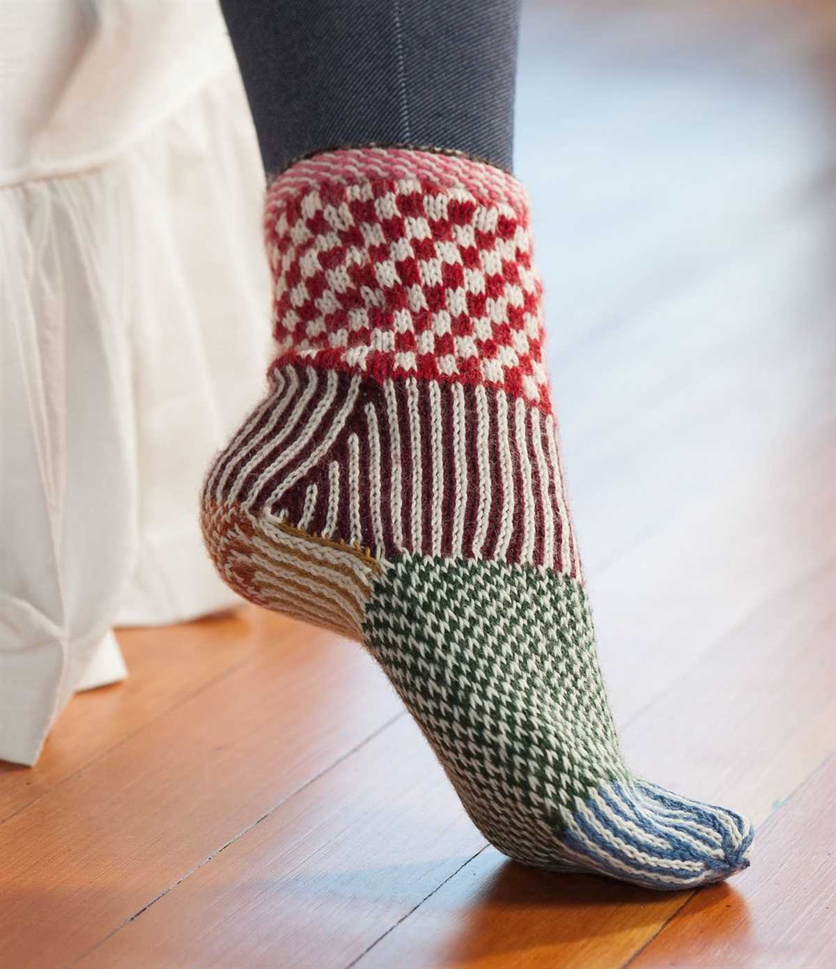 Knitted bed socks pattern