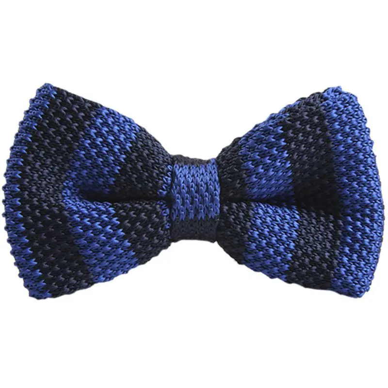 Knitted bow tie pattern
