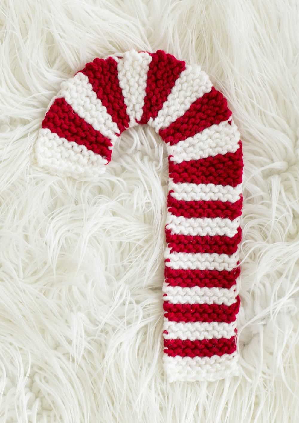 Knitted candy cane pattern