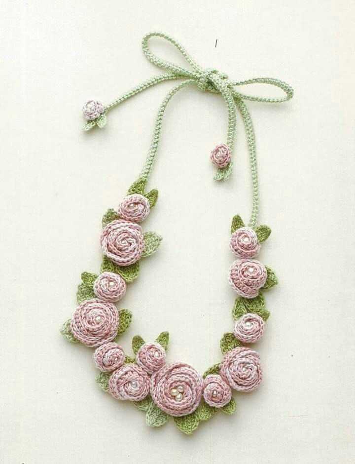 Knitted corsage free pattern