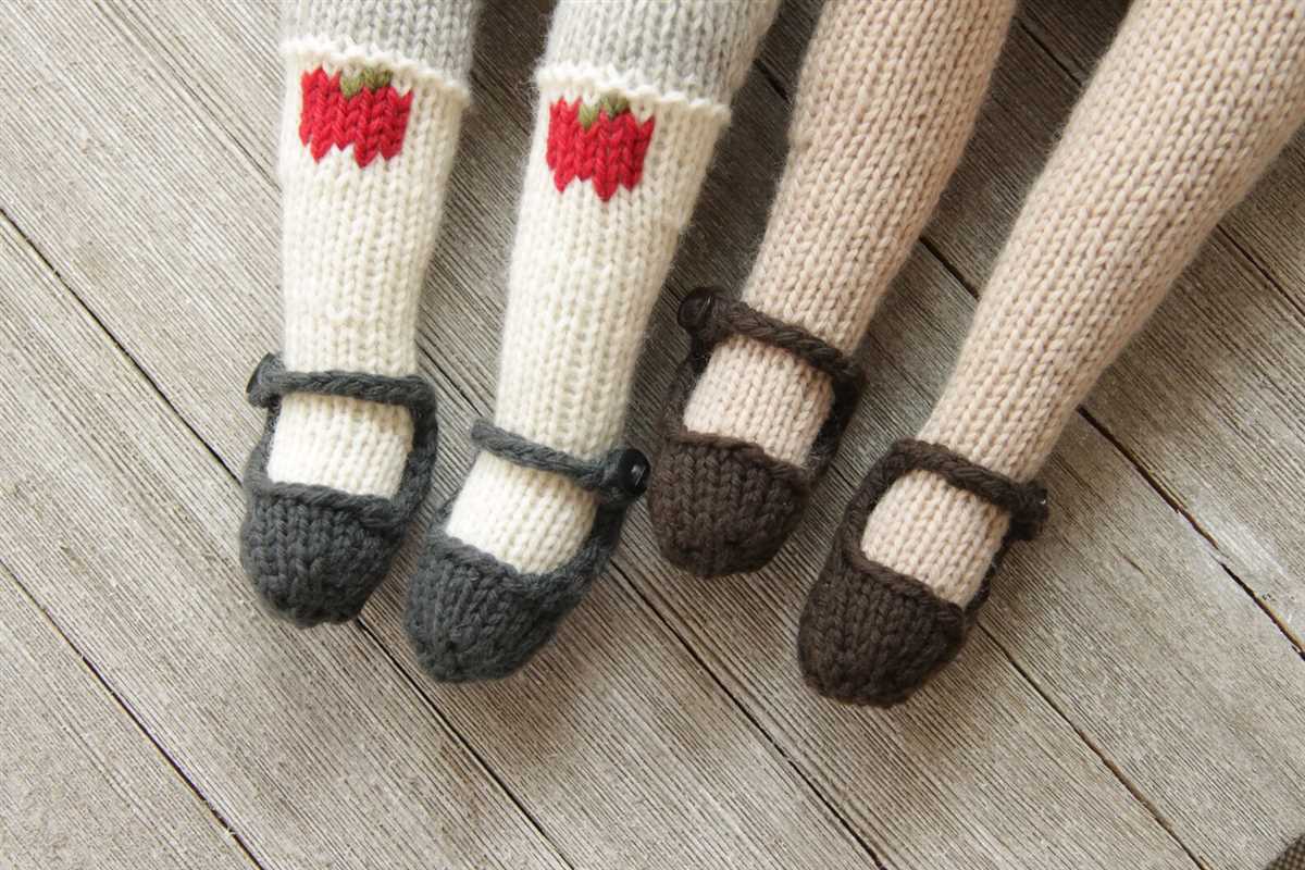 Knitted doll shoes free pattern
