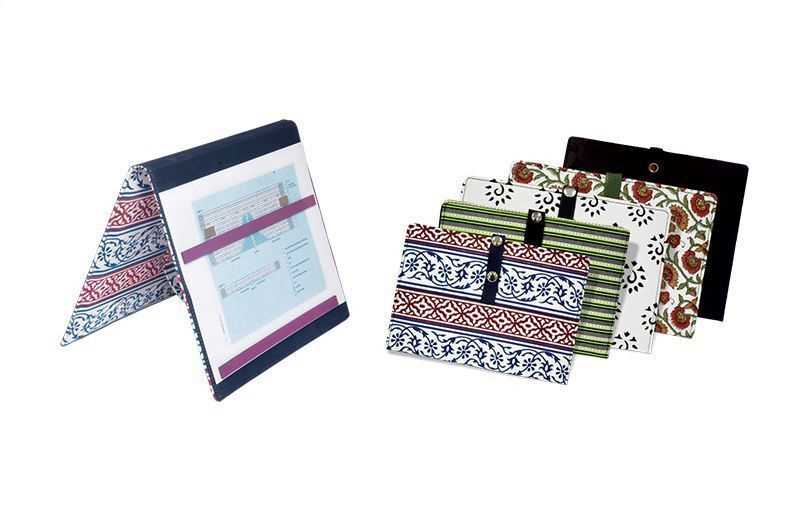 Knitted gift card holder pattern