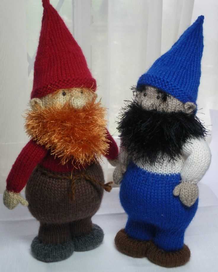 Knitted gnome ornament pattern