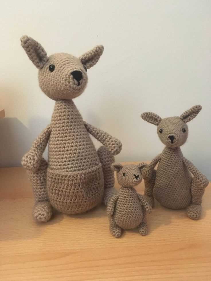 Knitted kangaroo pattern free