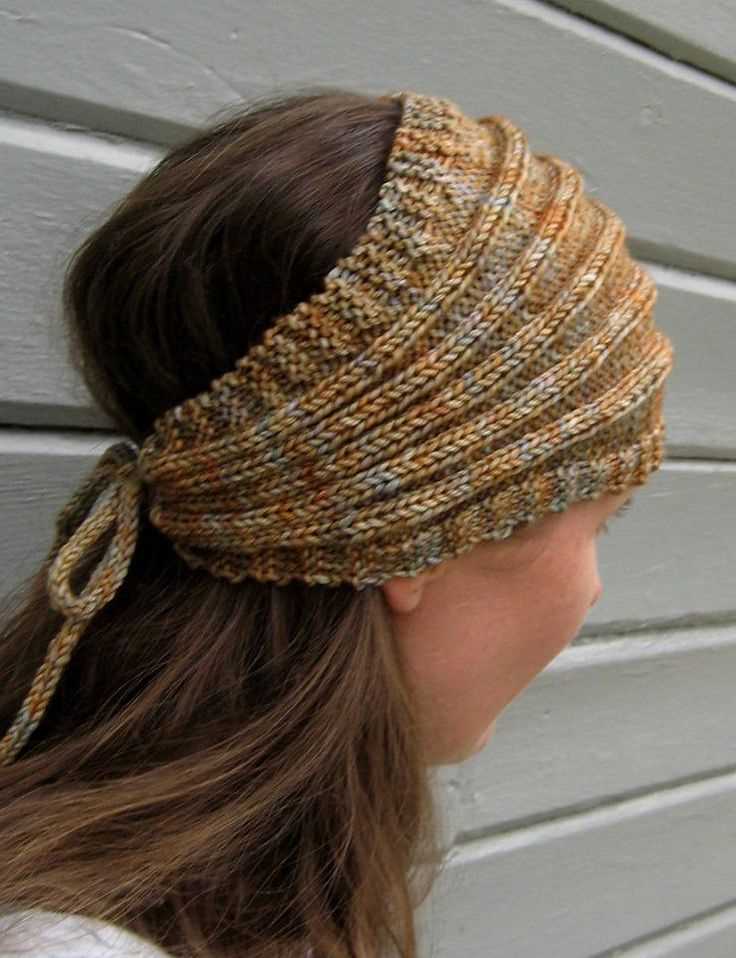 Knitted kerchief free pattern