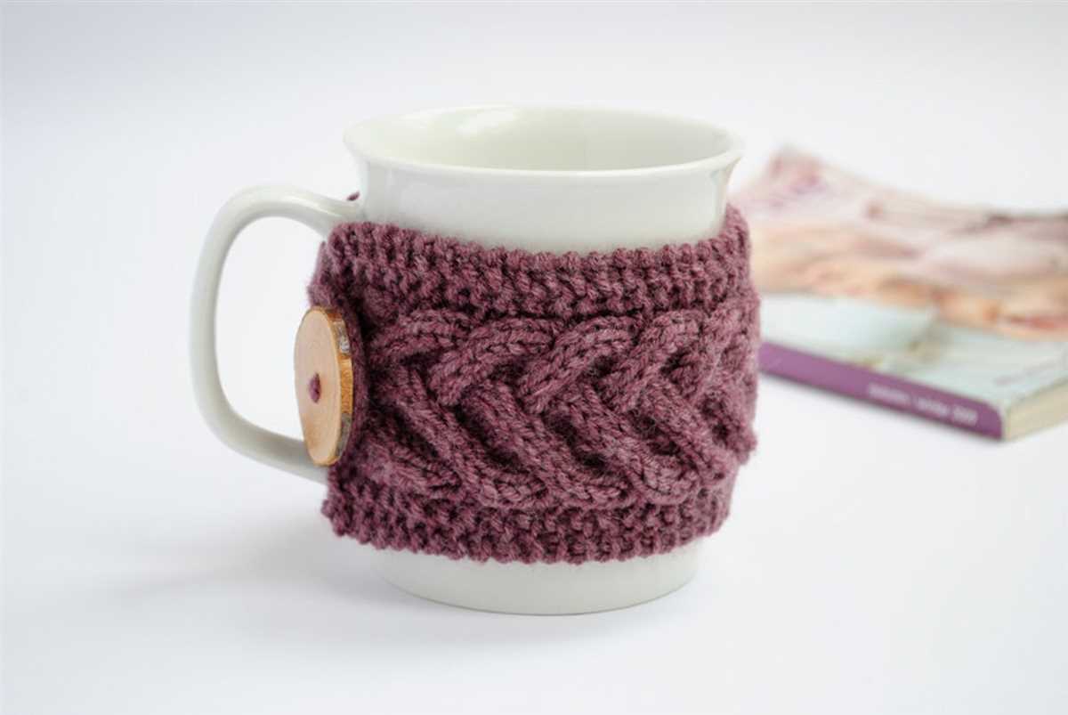 Knitted mug warmer pattern