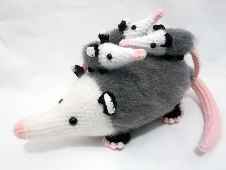 Knitted possum pouch pattern