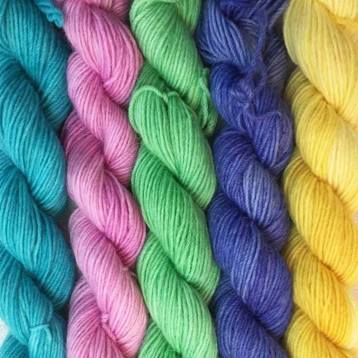 Knitted scarf patterns for alpaca yarn