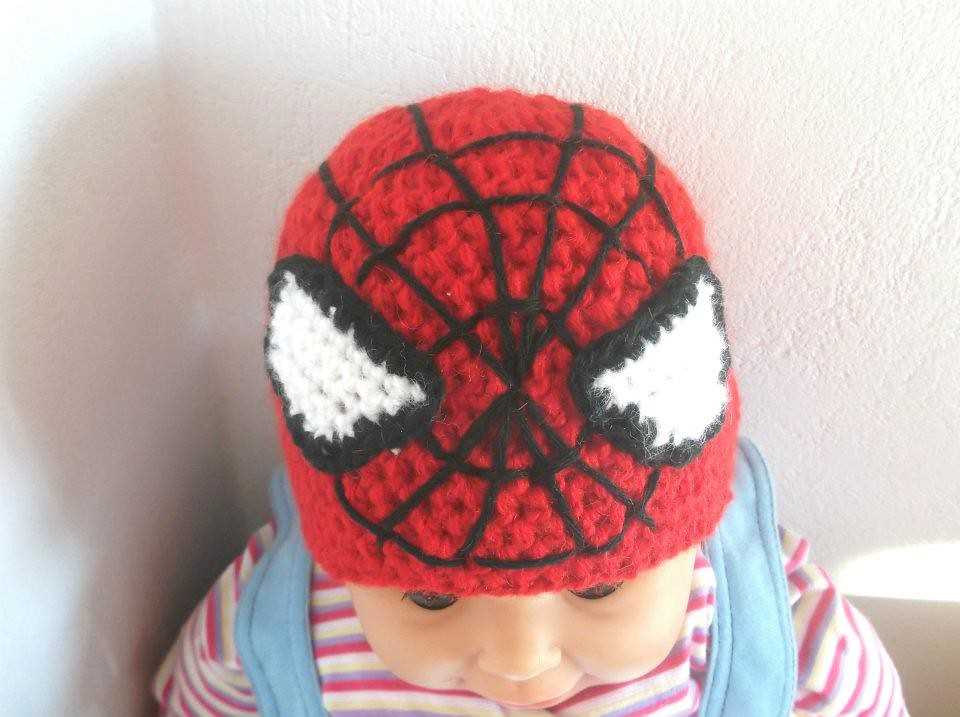 Knitted spiderman hat pattern