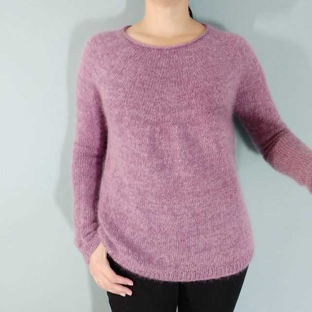 Knitted sweater pattern on circular needles